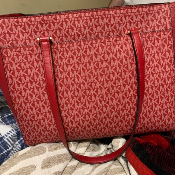 Tote - Picture 3 of 3